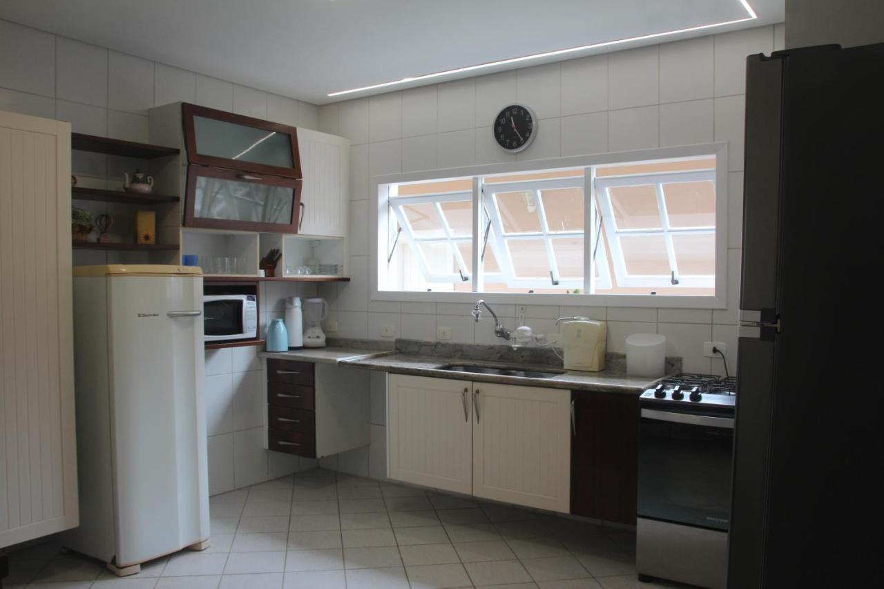 Casa Em Condominio, Pe Na Areia, Praia Guaratuba Бертіога Екстер'єр фото
